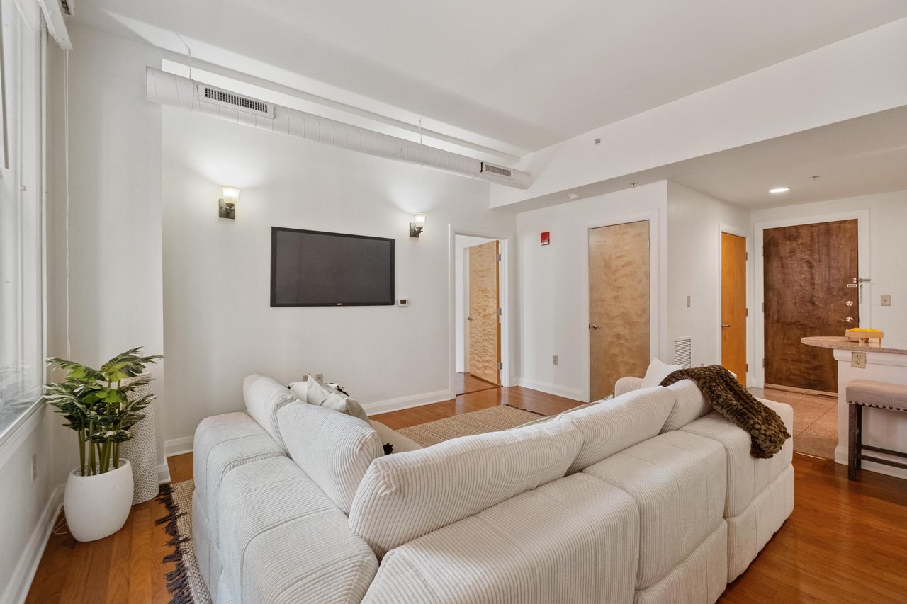 306 4th Avenue Unit #501