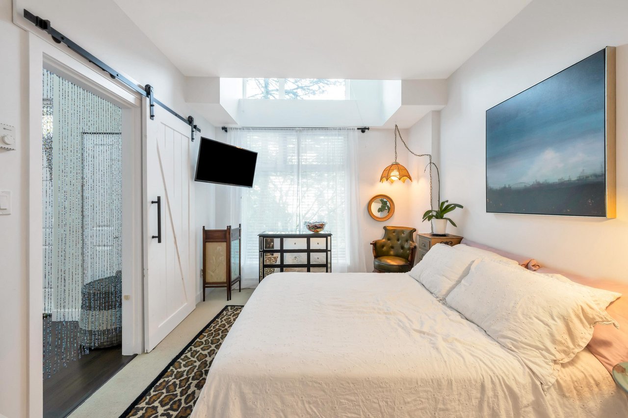 12-15850 26 Ave