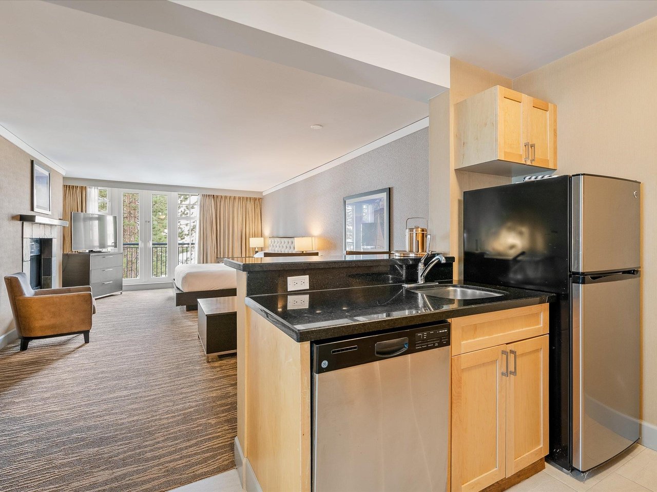 405-4050 Whistler Wy