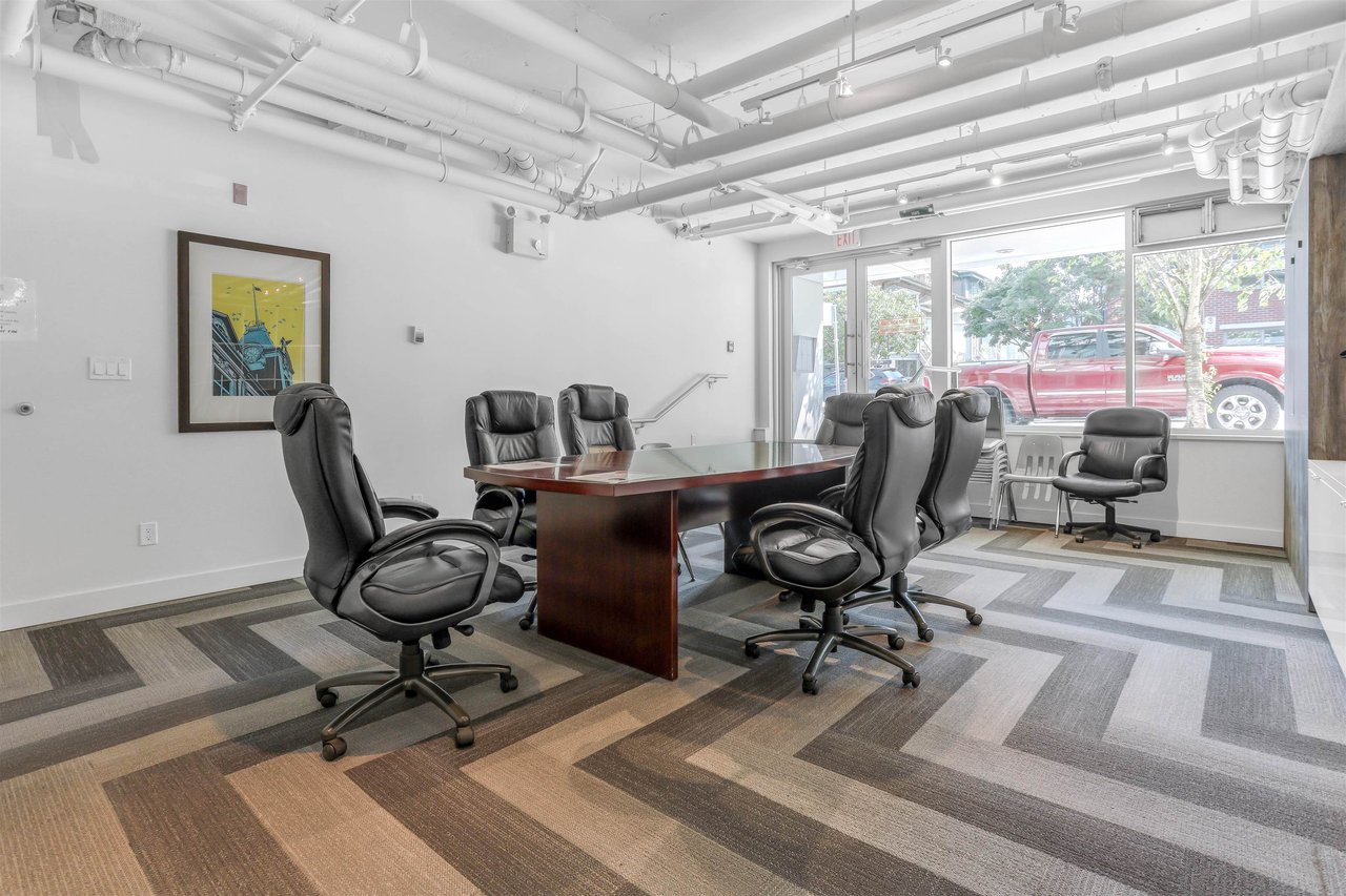 220-289 E 6th Ave