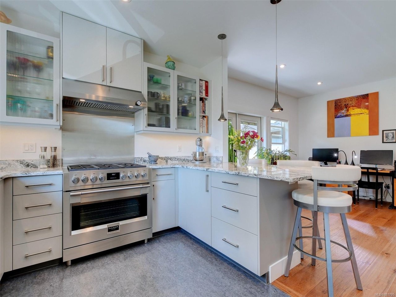 4271 Cherry Point Close
