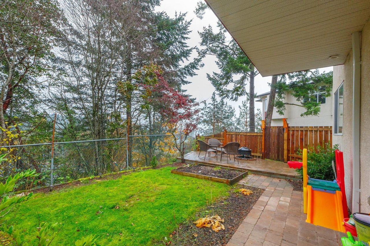 31-300 Six Mile Rd, View Royal
