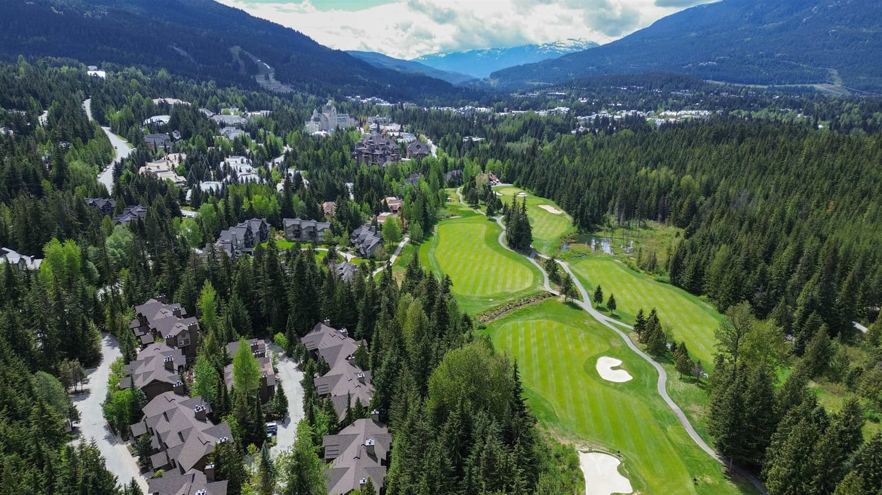 45D-4652 Blackcomb Wy