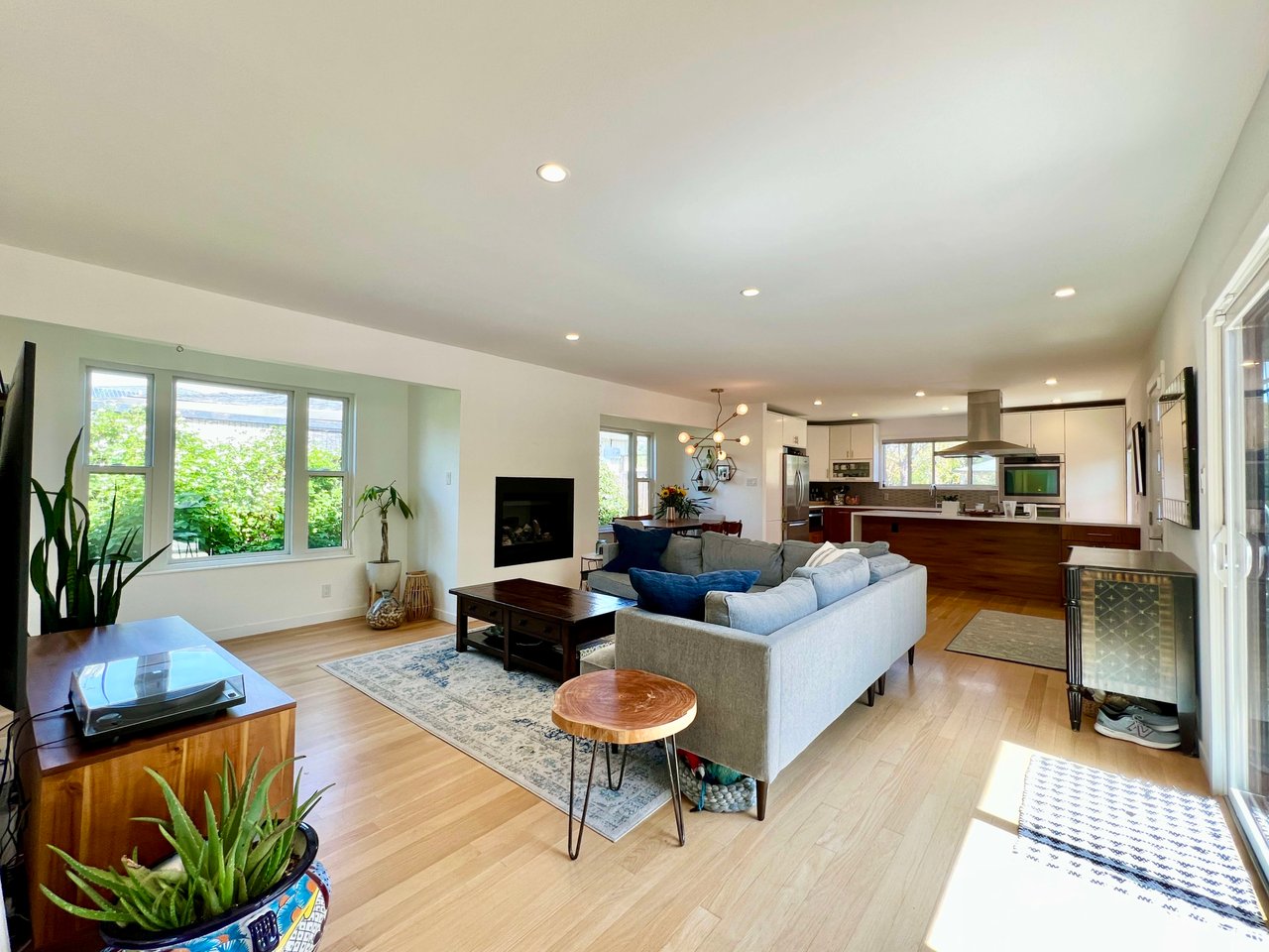 OFF-MARKET: 46 Mohawk Ave