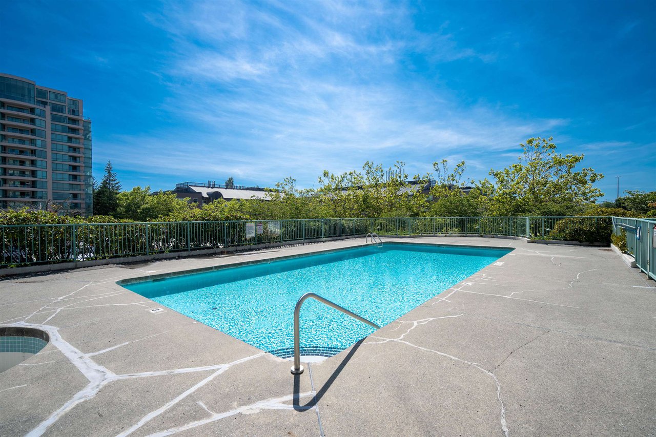 907-8871 Lansdowne Rd
