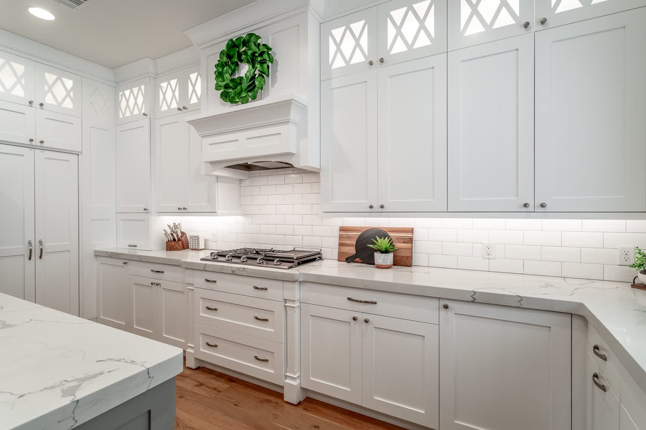 258 W Blue Quartz Dr