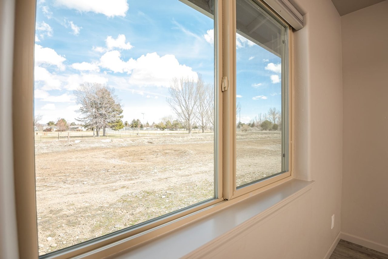 Remodeled Home with Land & Barn...Plus VIEWS