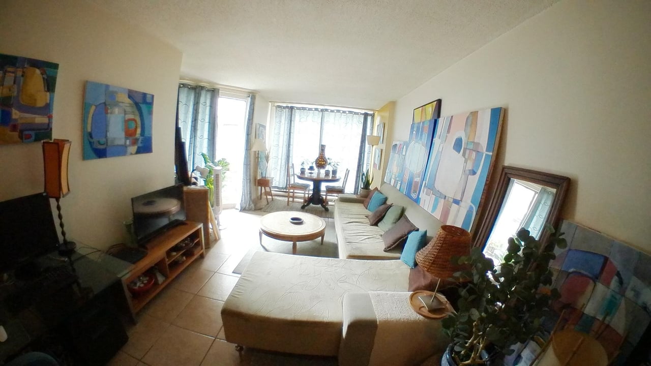 203-1270 Robson St
