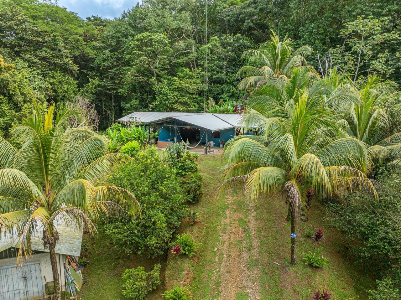 Private Riverfront Jungle Oasis, Ojochal, Puntarenas