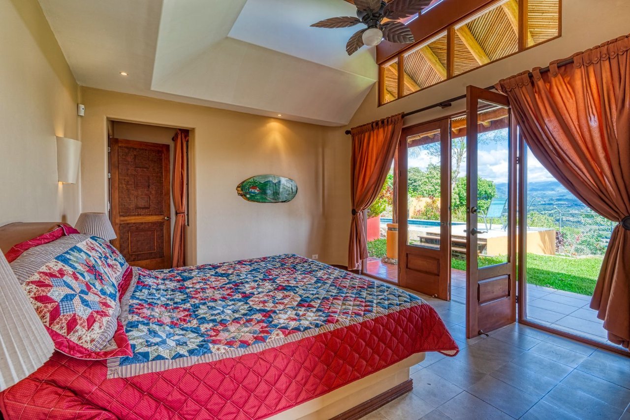 Grand Mountain View Estate, Perez Zeledon, San Jose