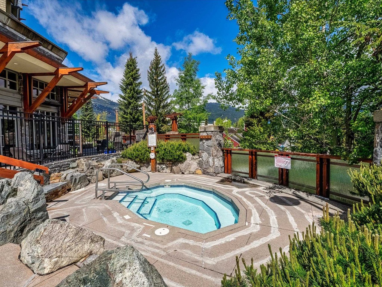 5515-4299 Blackcomb Way, Whistler