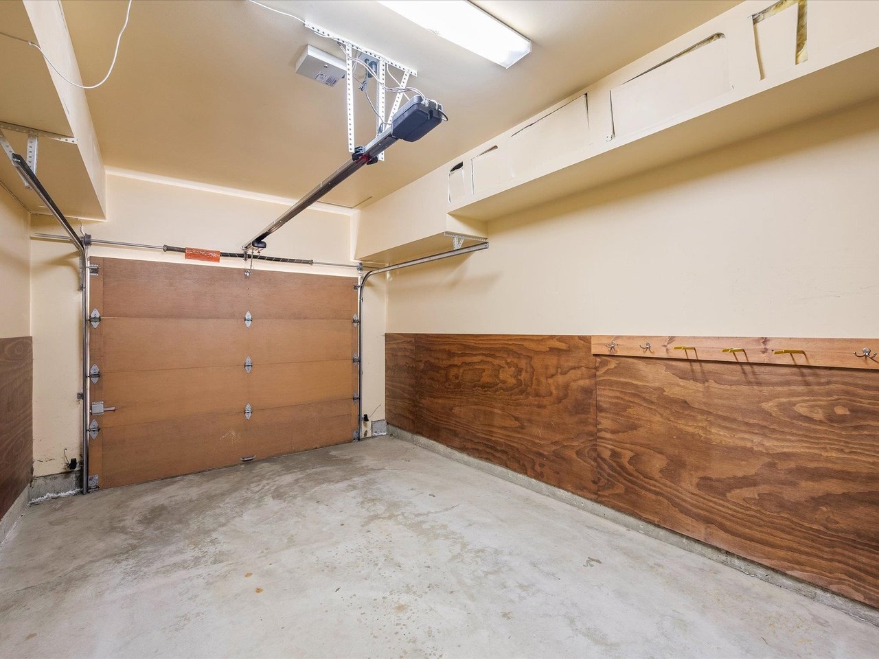 4823 Casabella Cres