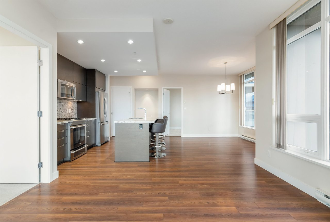 503-2077 Rosser Ave