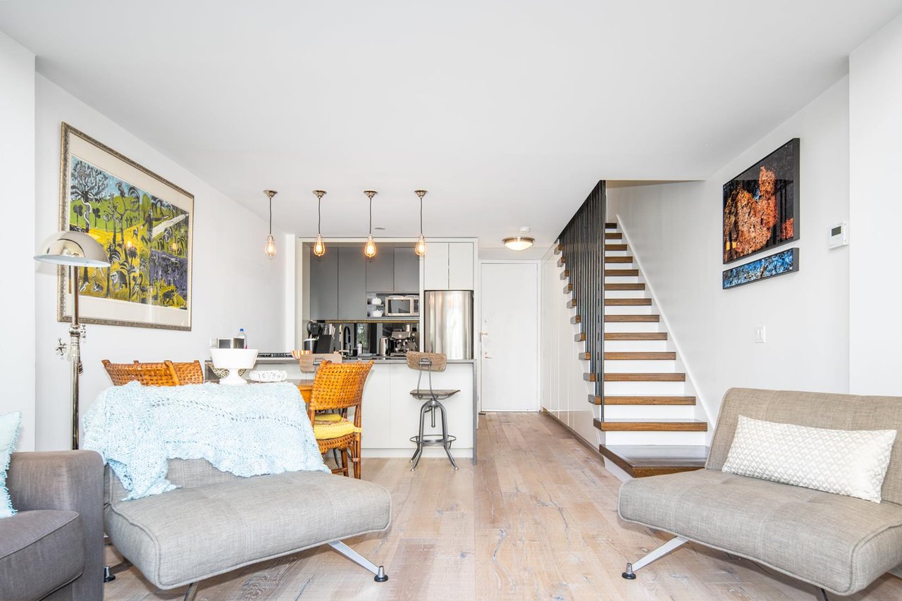 21 South End Avenue, Apt 213