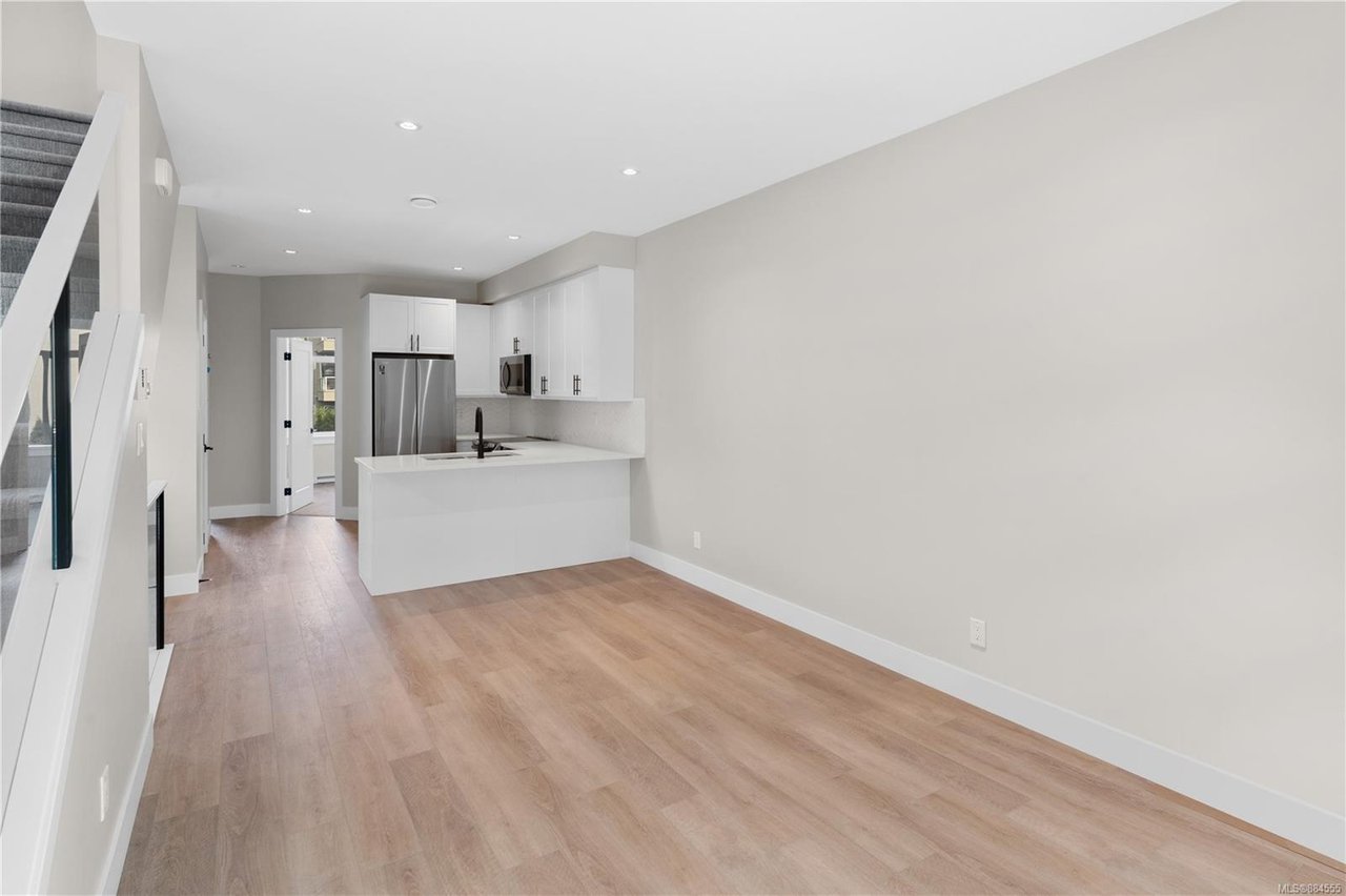2706 Graham St, Victoria