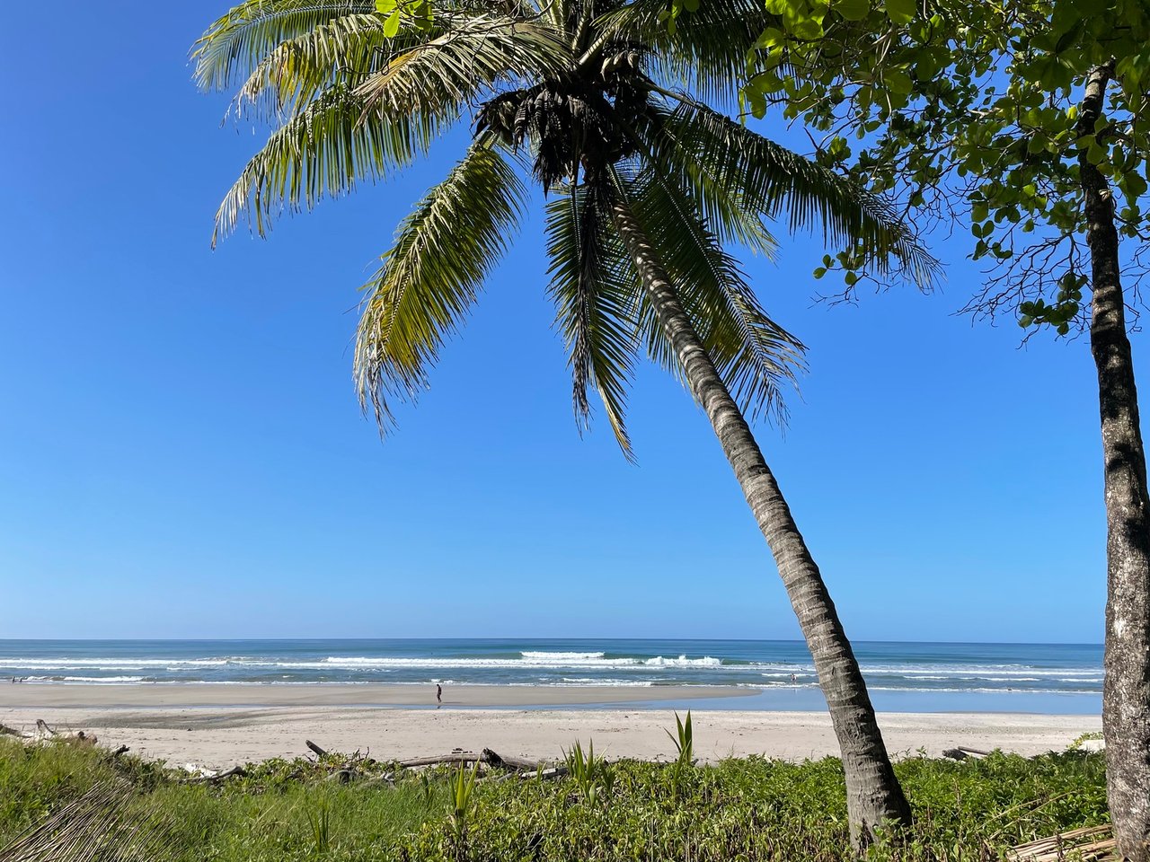 Prime Beachfront Commercial Lot, Santa Teresa, Puntarenas