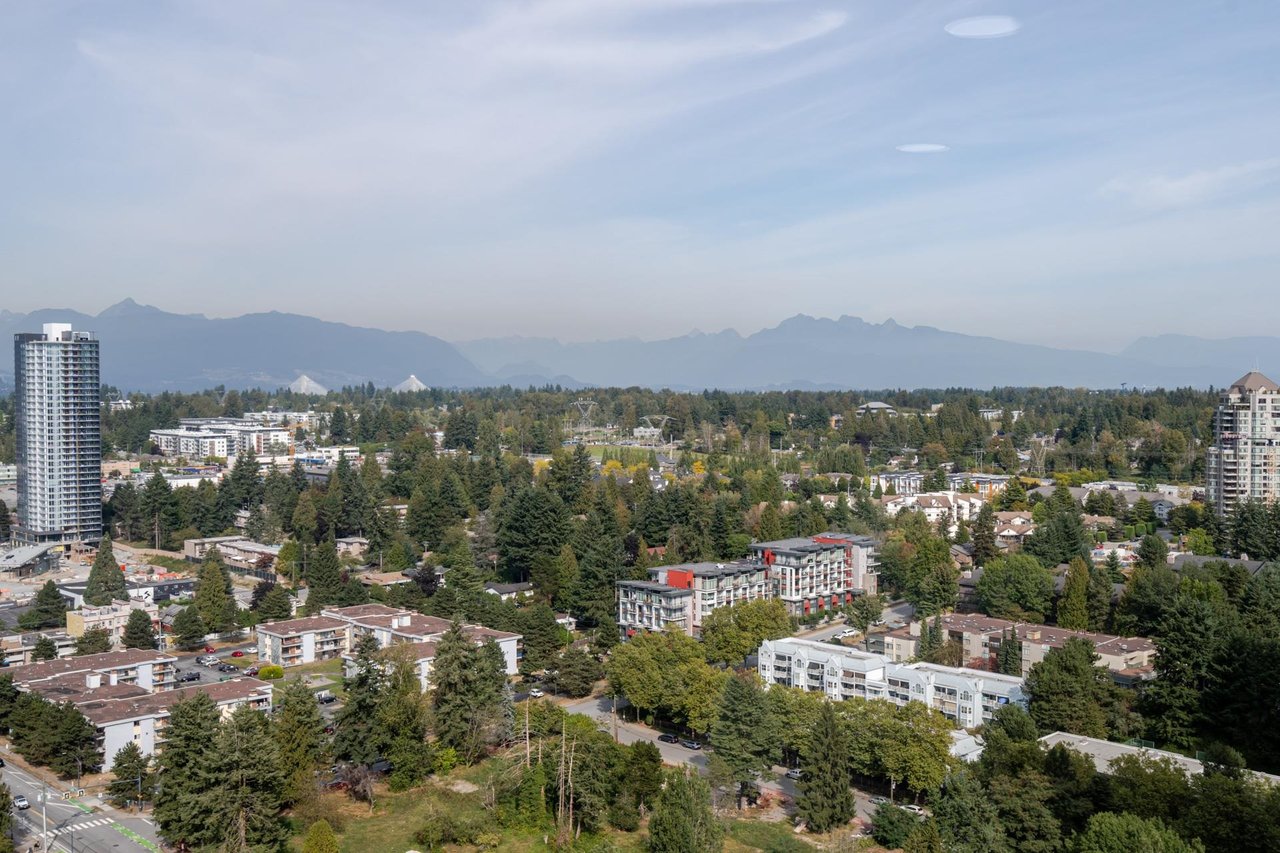 3106-13618 100 Ave