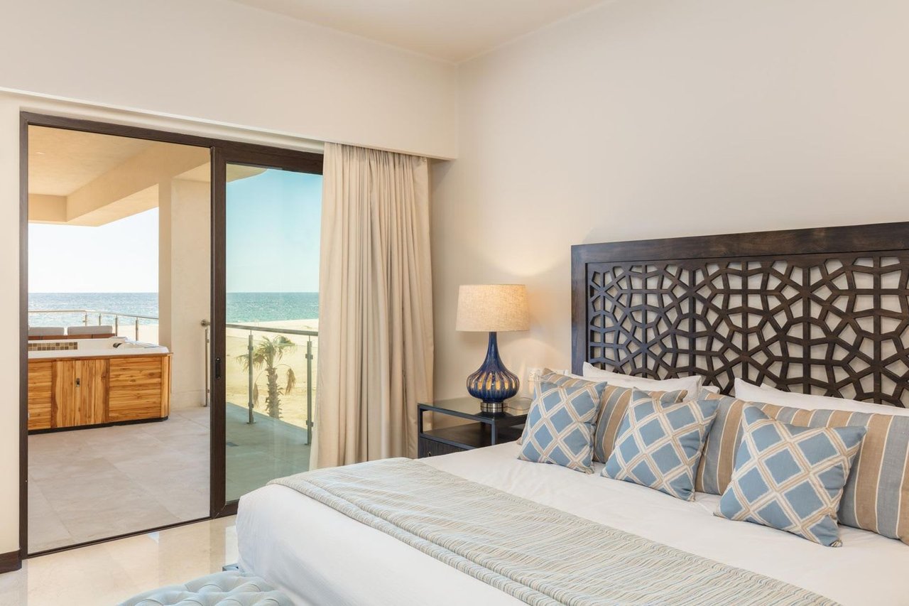 Ocean Club Residence Unit 205