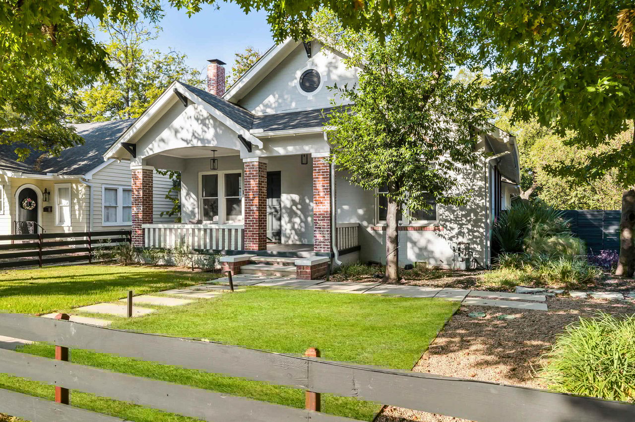Historic Pemberton Heights Gem Reimagined by McWalters | Former Home of Author Mary Willis Walker | Entertainer’s Dream Kitchen + Guest Quarters