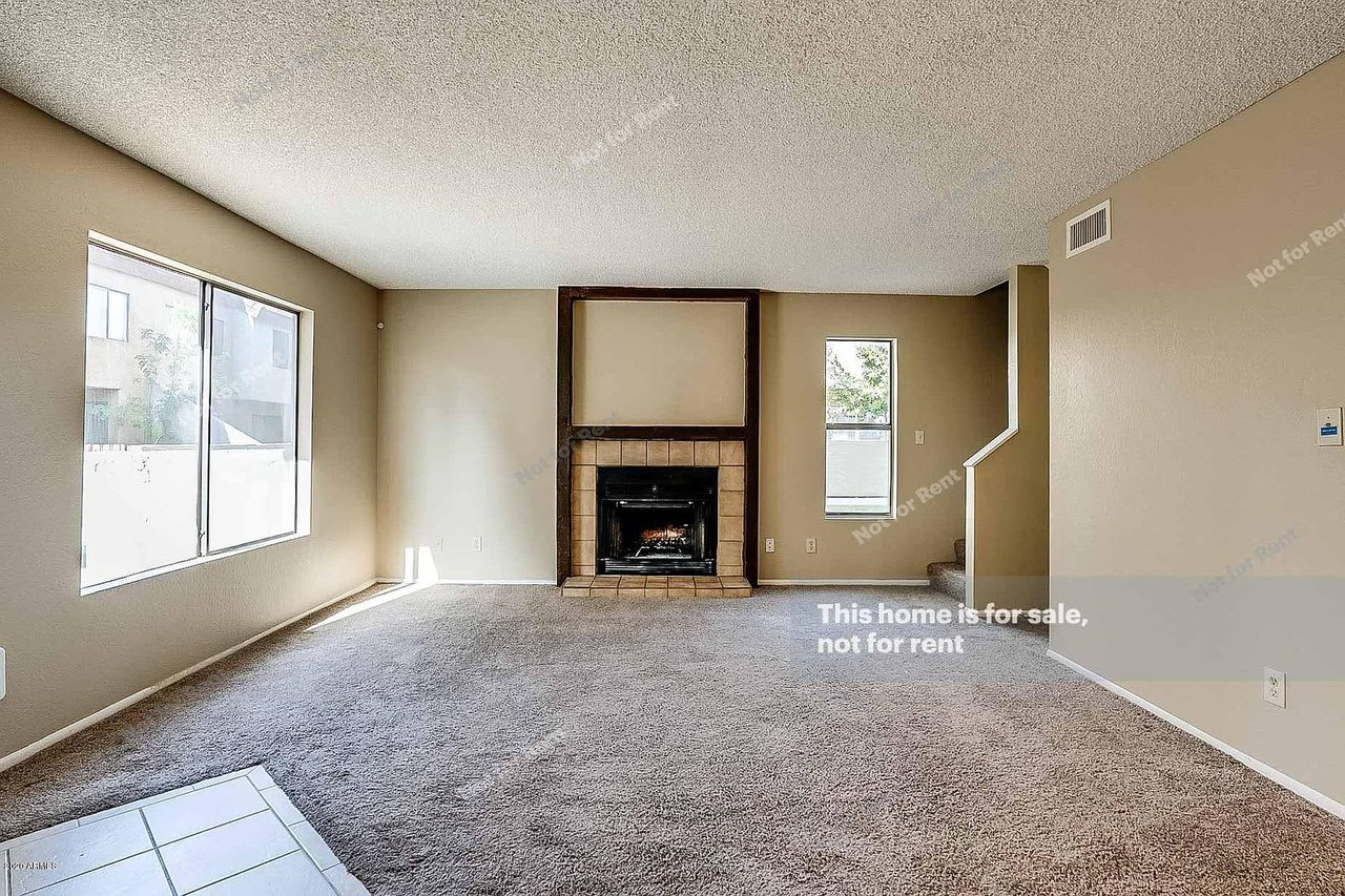 2040 S Longmore