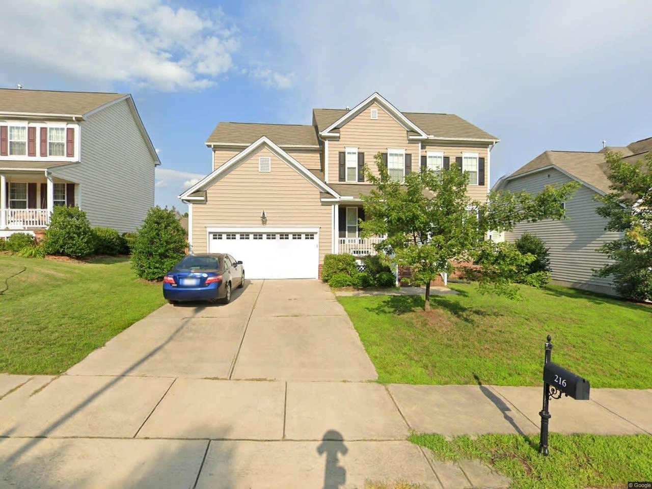 216 Rockywalk Ct
