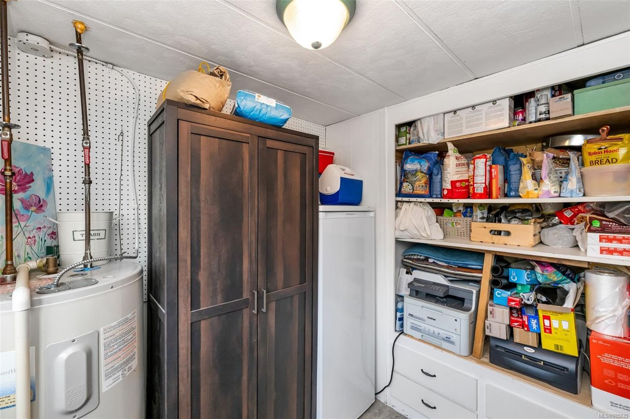3398 Ridgeview Cres