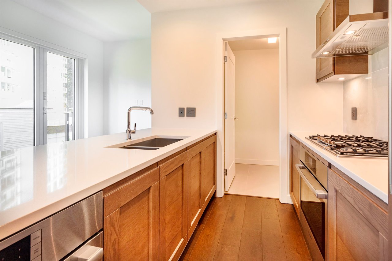 M401-5681 Birney Ave