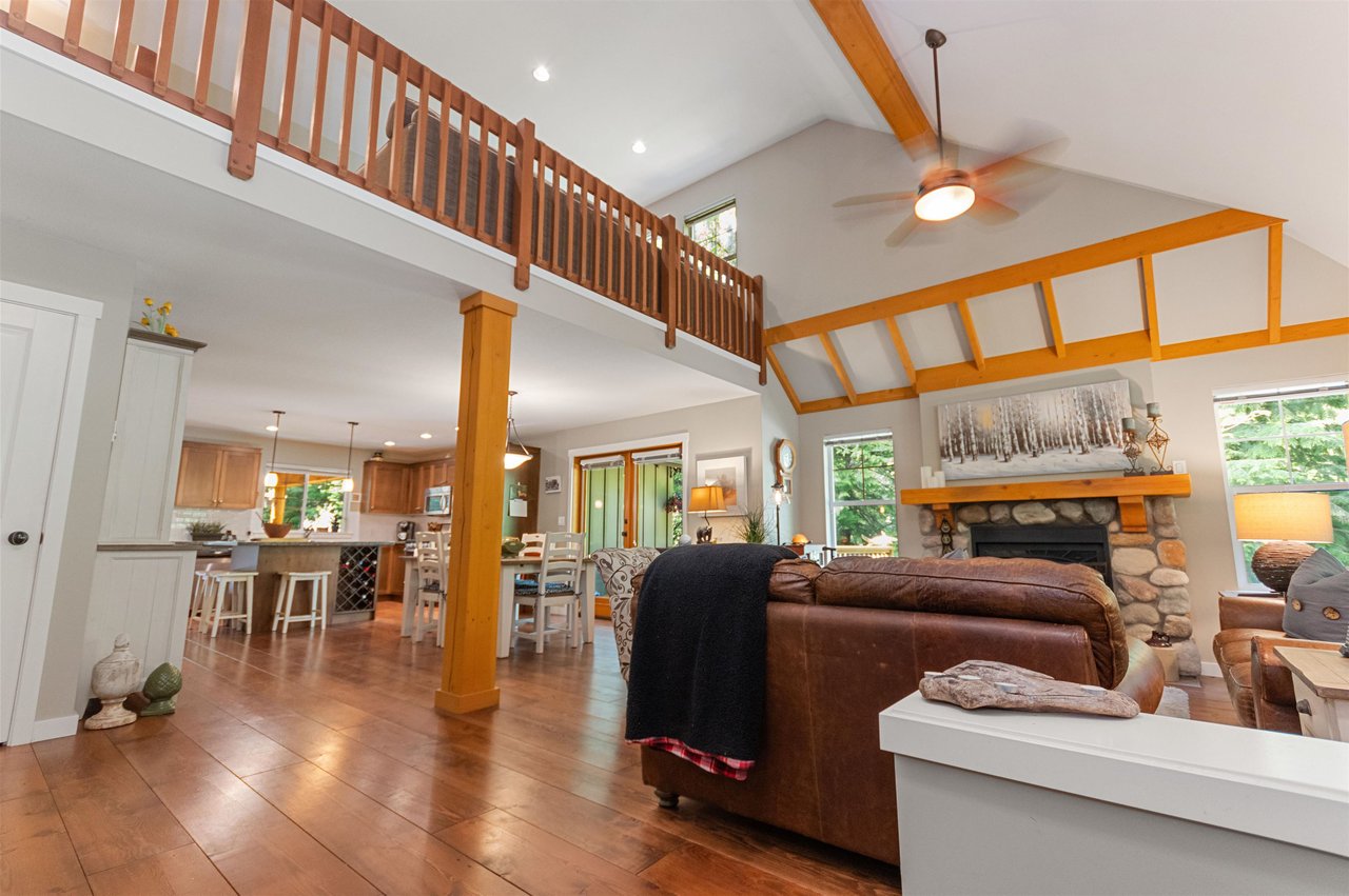 1907 Ravenwood Trail