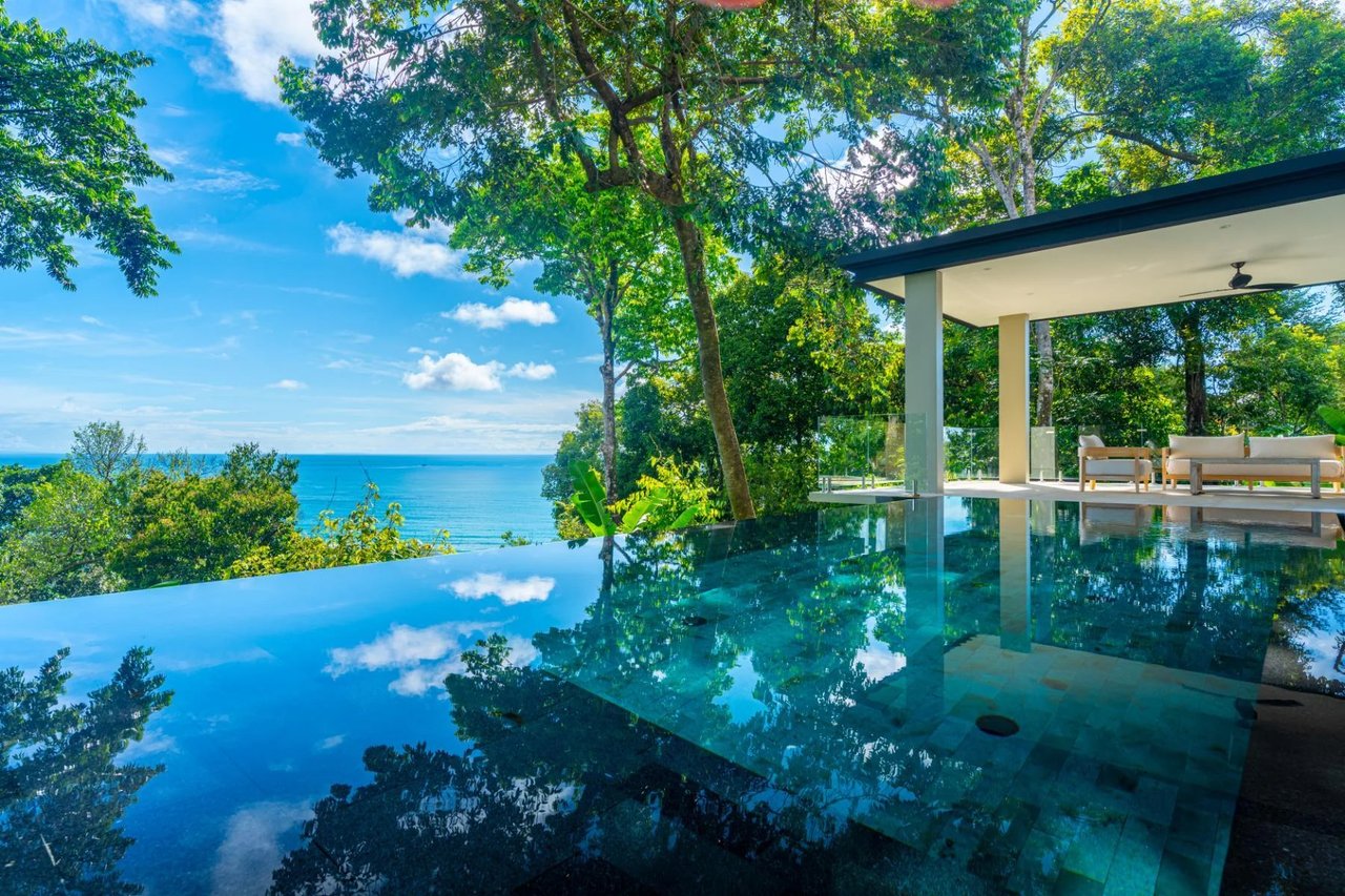 Whale Tail View Ridgetop Home, Uvita, Puntarenas