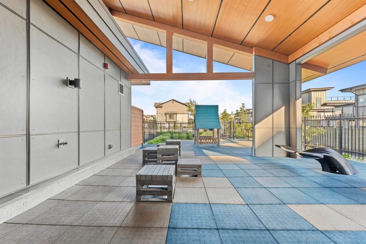 223-2499 Rabbit Dr