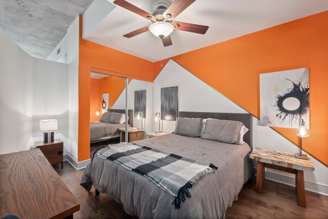 950 W Peachtree Street NW Unit: 701