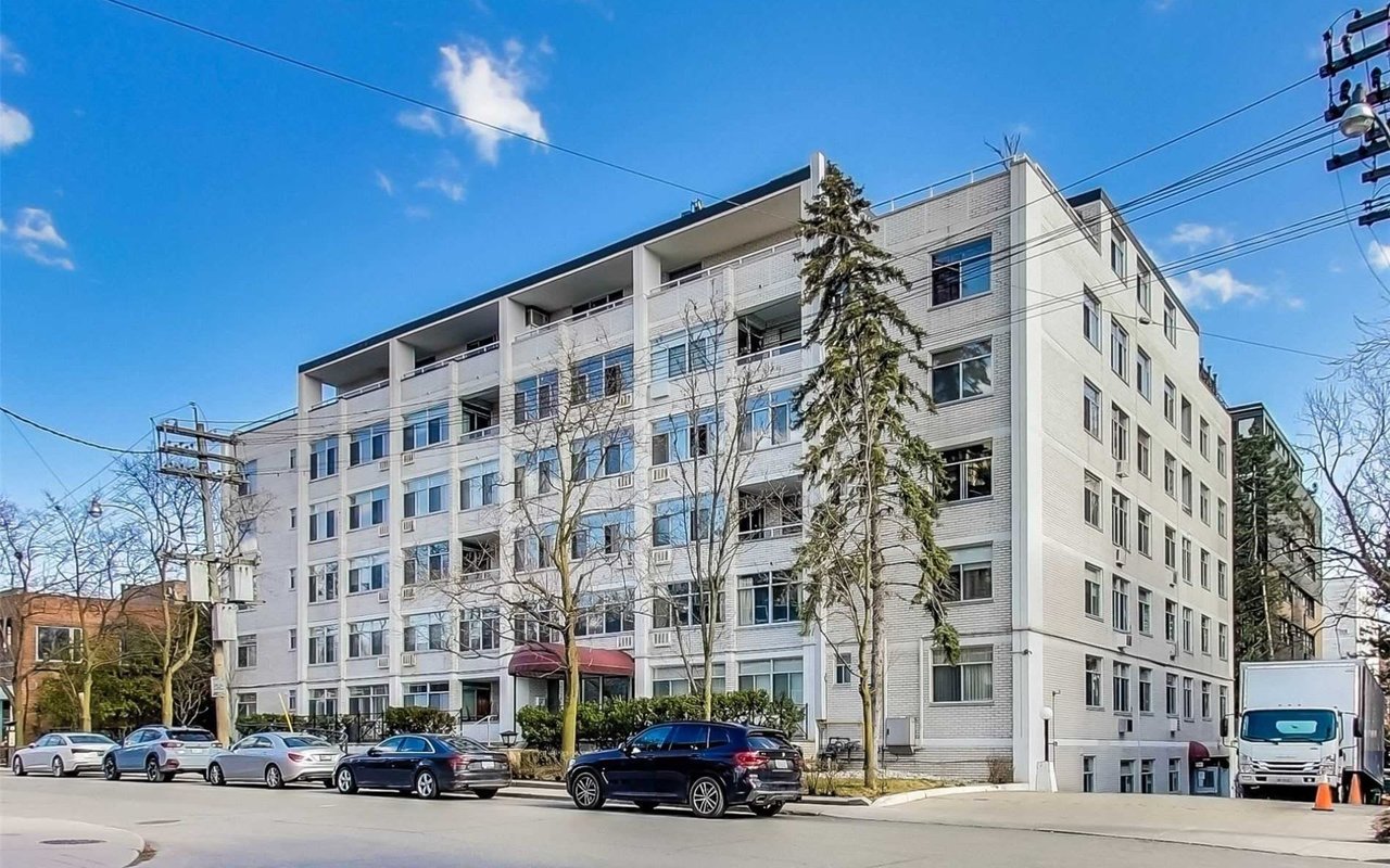 335 Lonsdale Rd #102