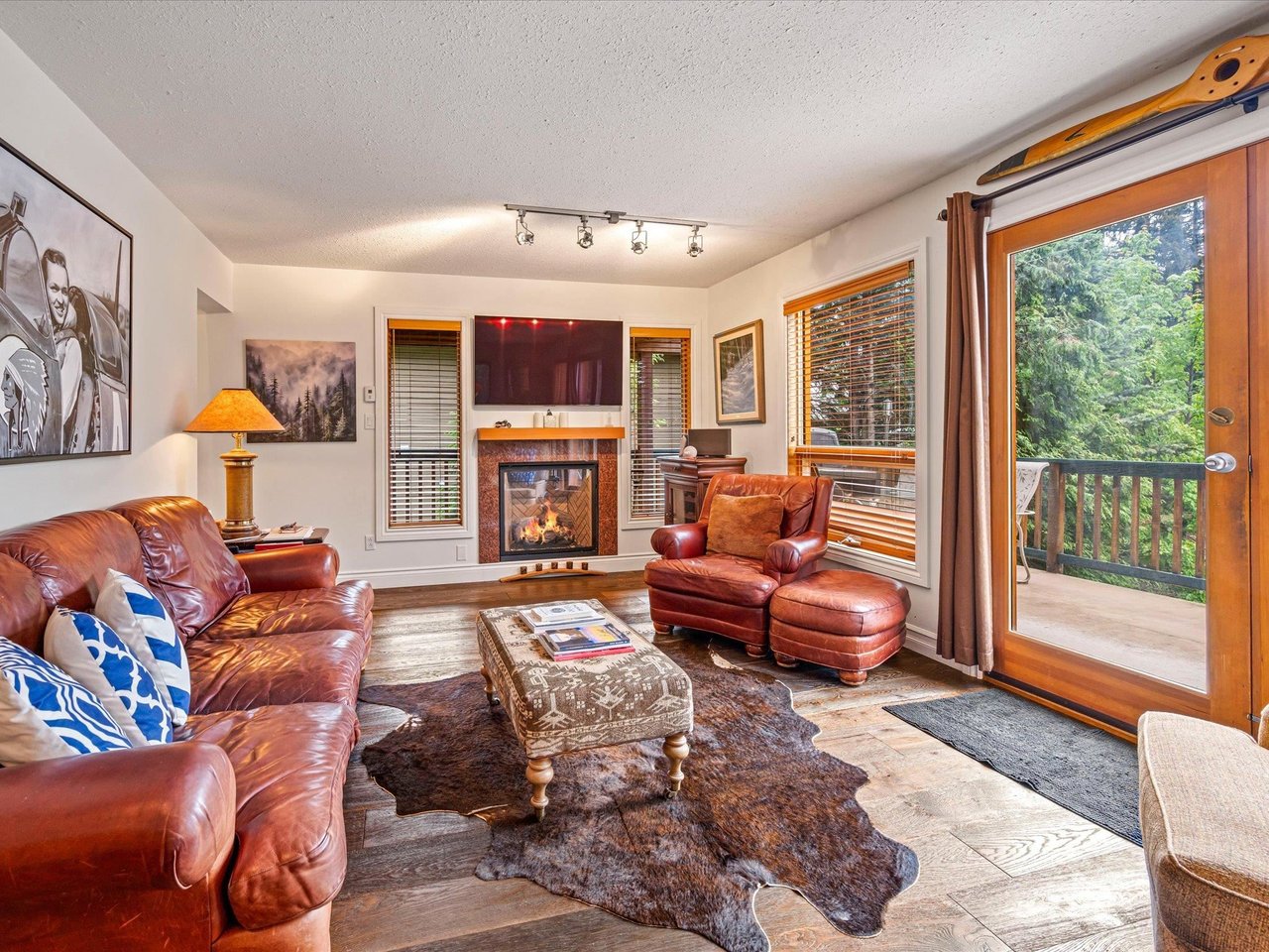 2316 Gondola Wy