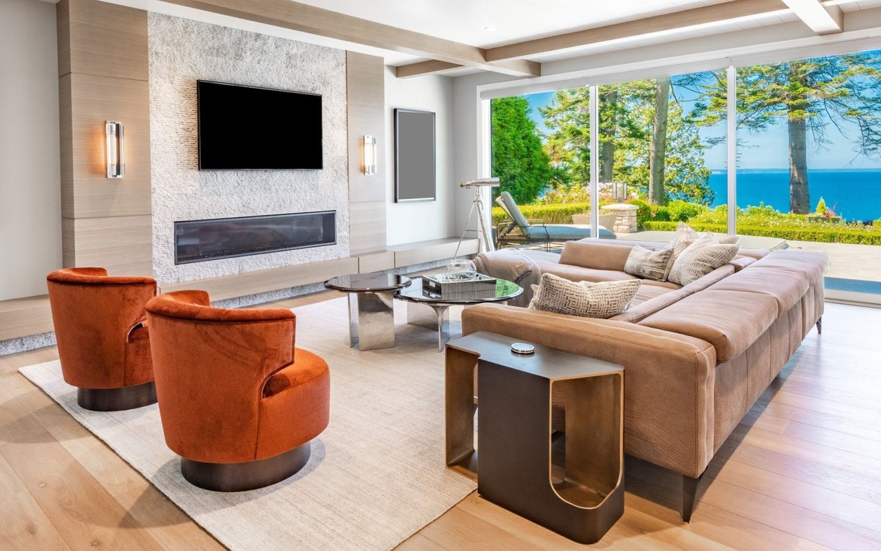 2 Ways to Conquer Buying & Selling Your Home at the Same Time