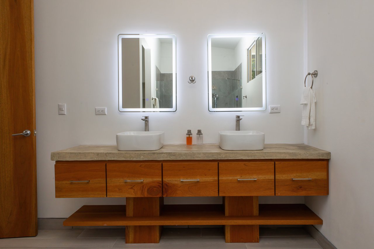 Luxurious Mountain Villa Retreat, Perez Zeledon, San Jose