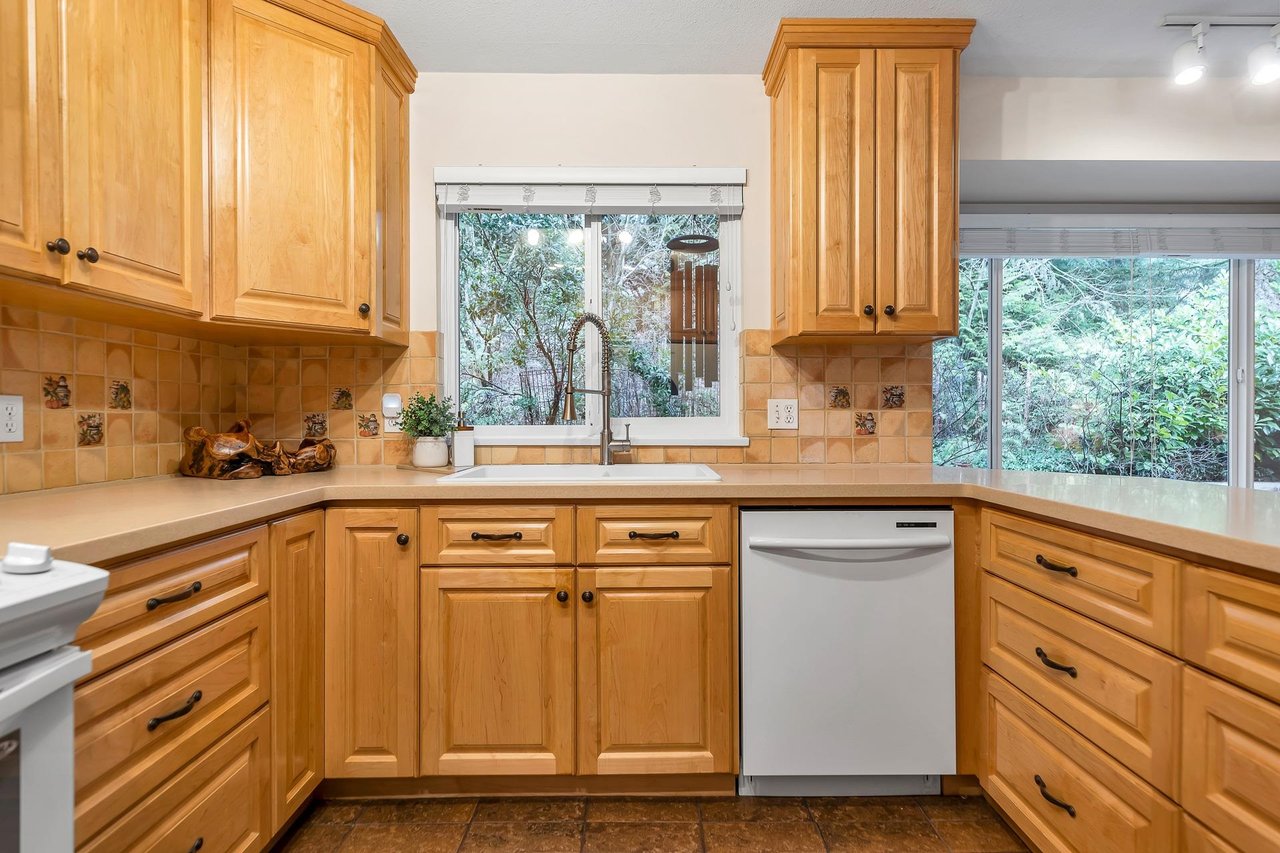 41-101 Parkside Dr