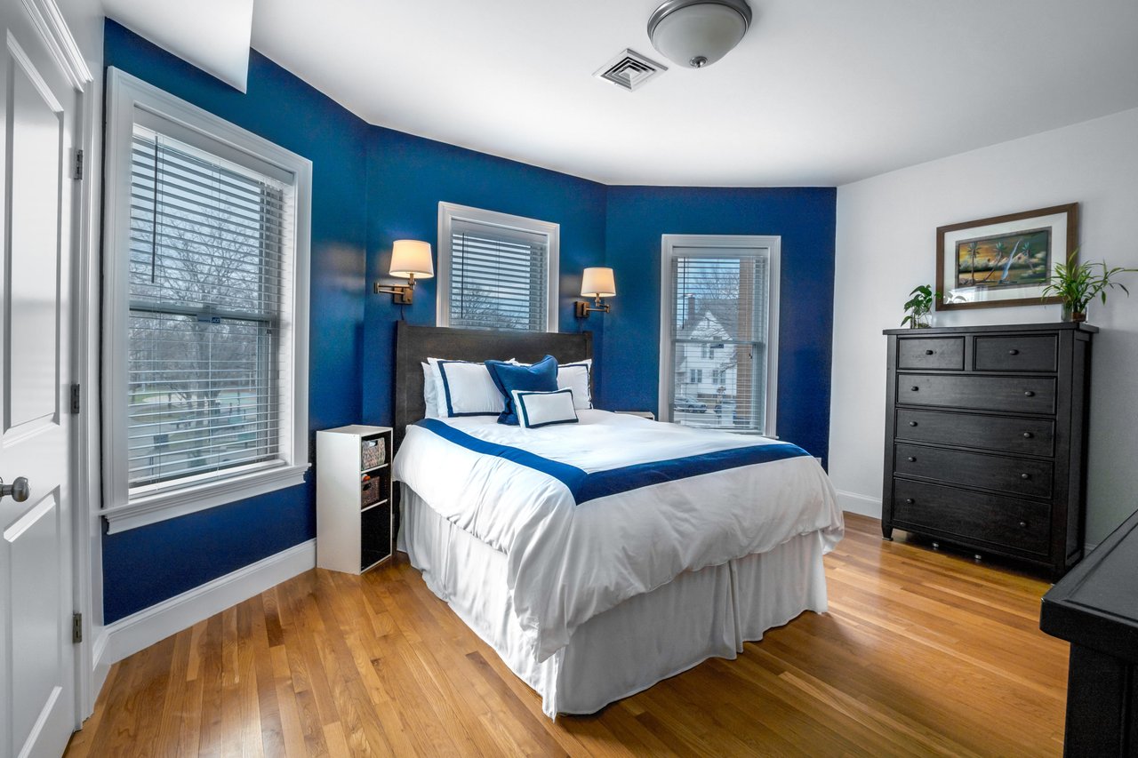319 Centre Street, Unit 3