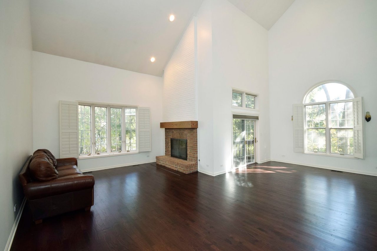 400 Oak Ridge Ct