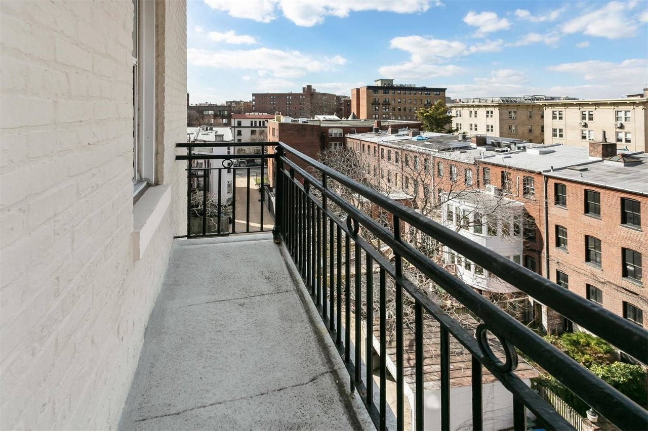 1619 R St NW, #503