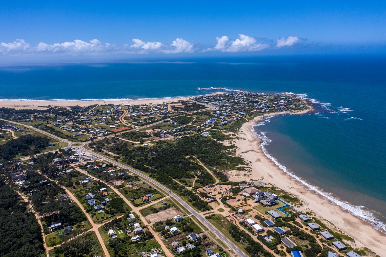 LA TERTULIA  -  Garzon, Uruguay.