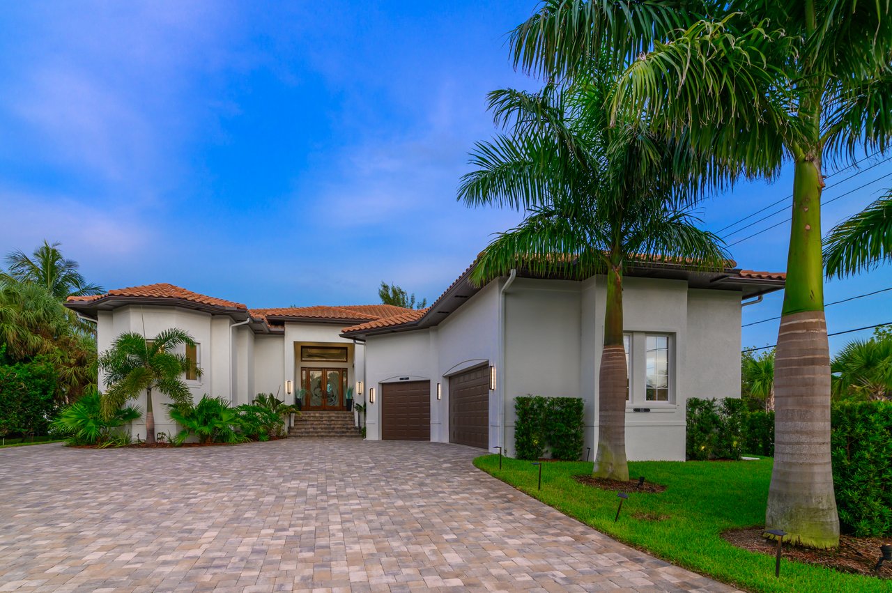 500 Ketch Lane, Country Club Shores, Longboat Key