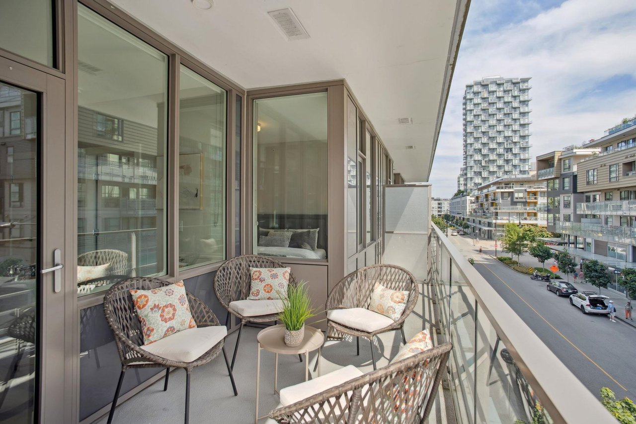205-3451 Sawmill Cres