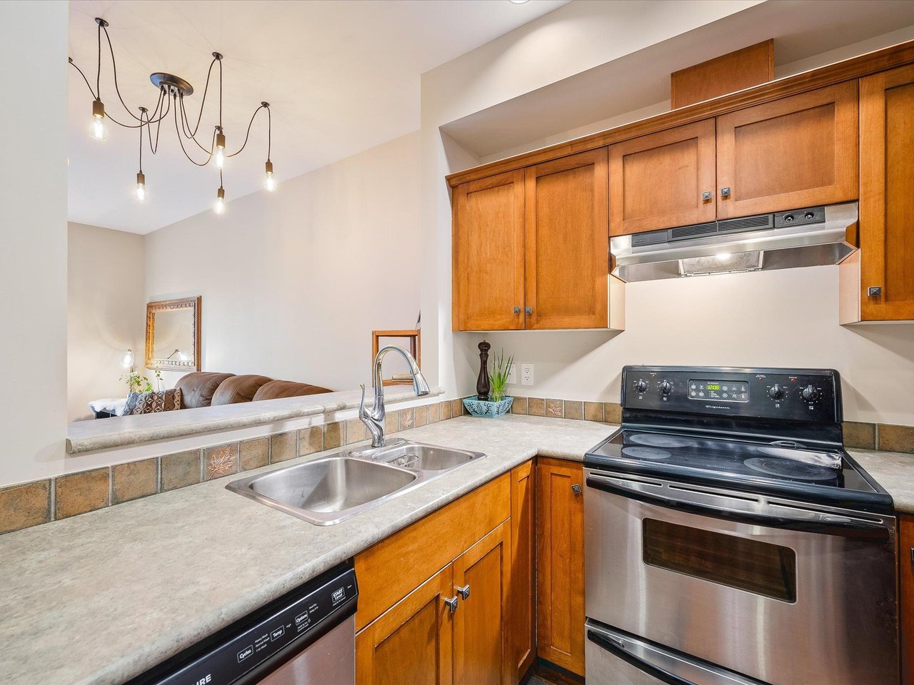 209-1436 Portage Road, Pemberton