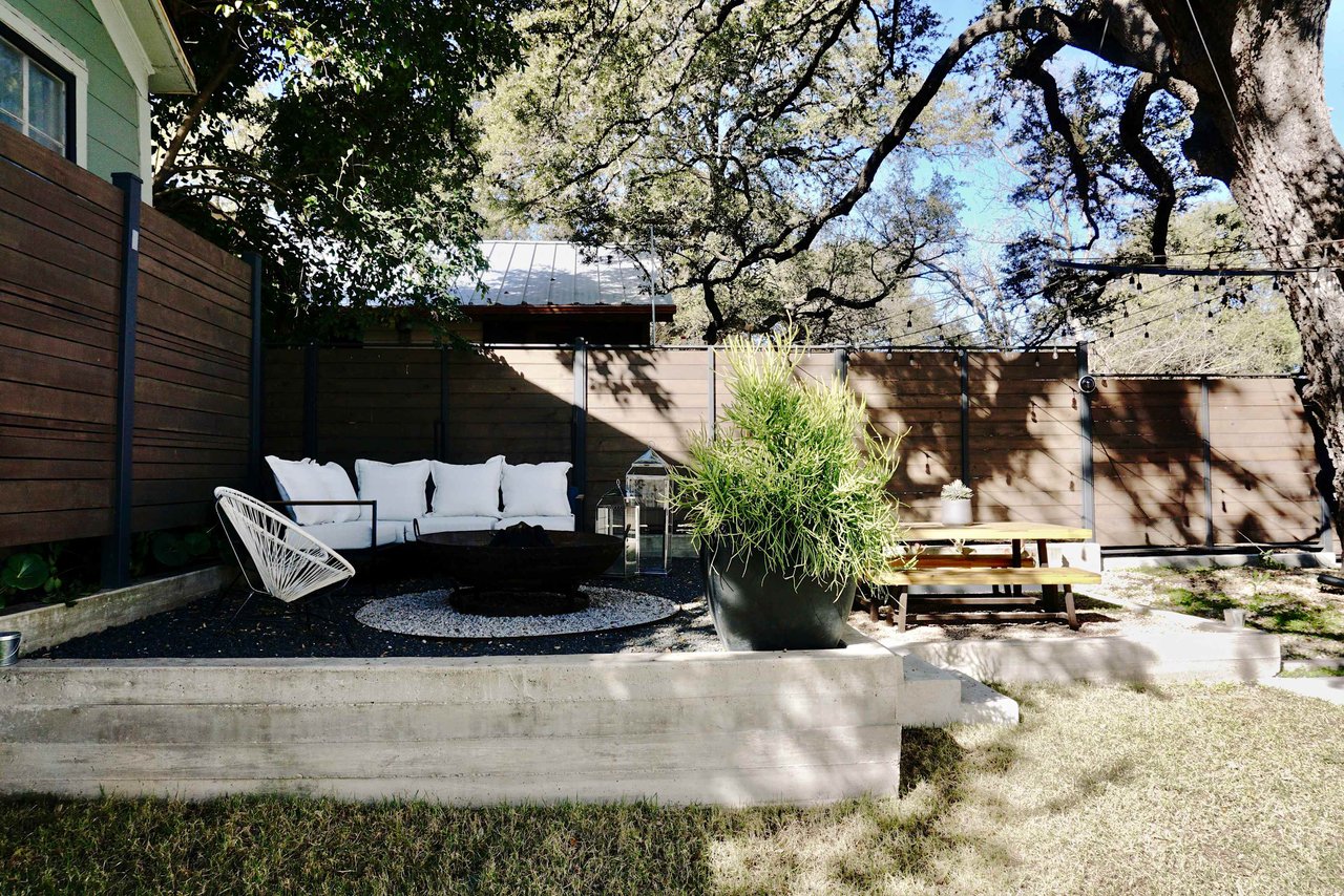 Charming Bouldin Creek Bungalow: Modern Upgrades in Prime South Congress Location