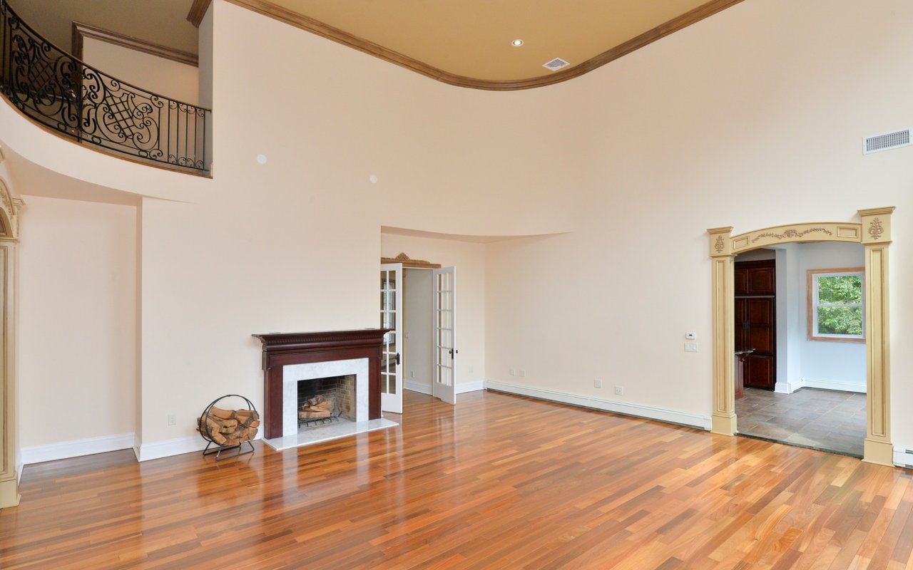 68 Hillcrest Drive