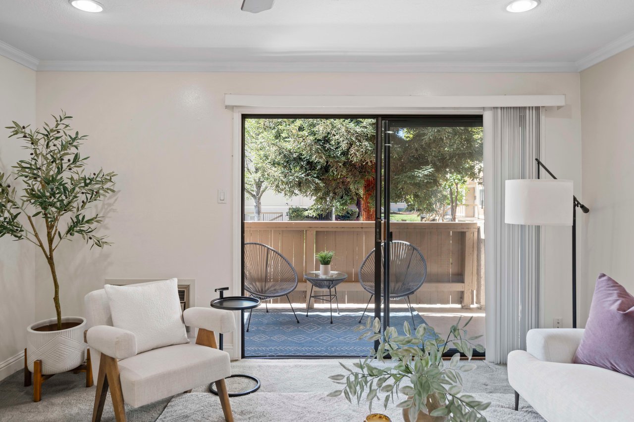 400 Ortega Avenue, 102