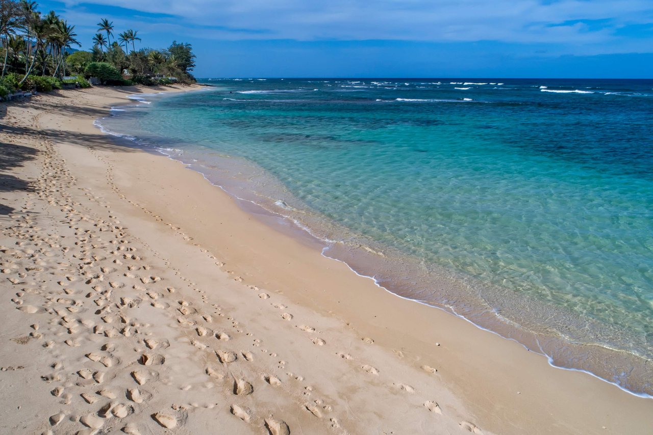 Exquisite Balinese Beachfront