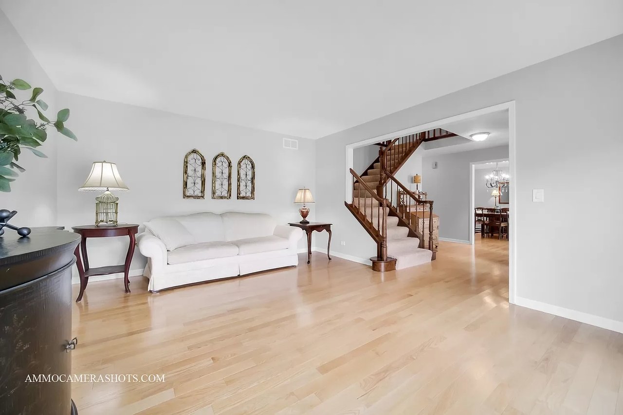 1764 Lucky Debonair Ct