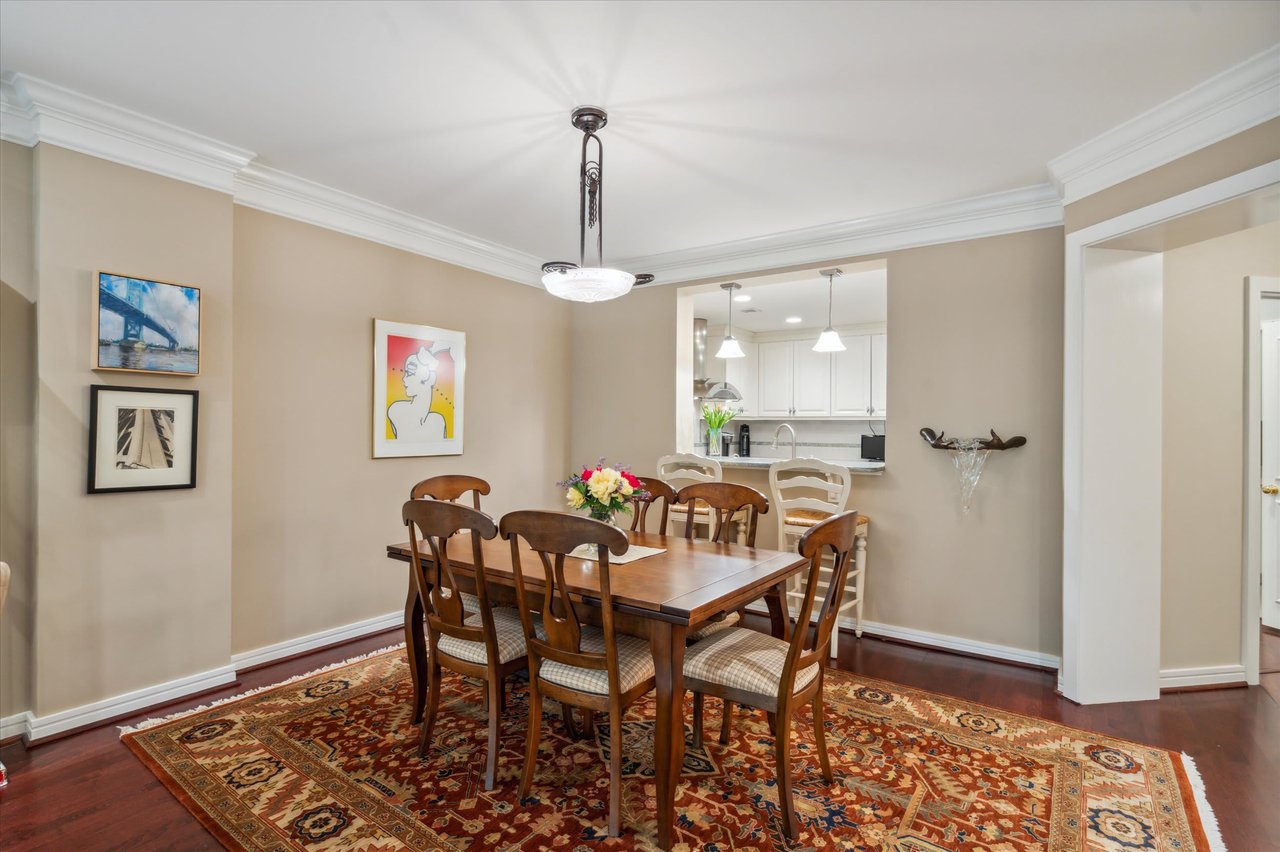 Condo at the Corithian