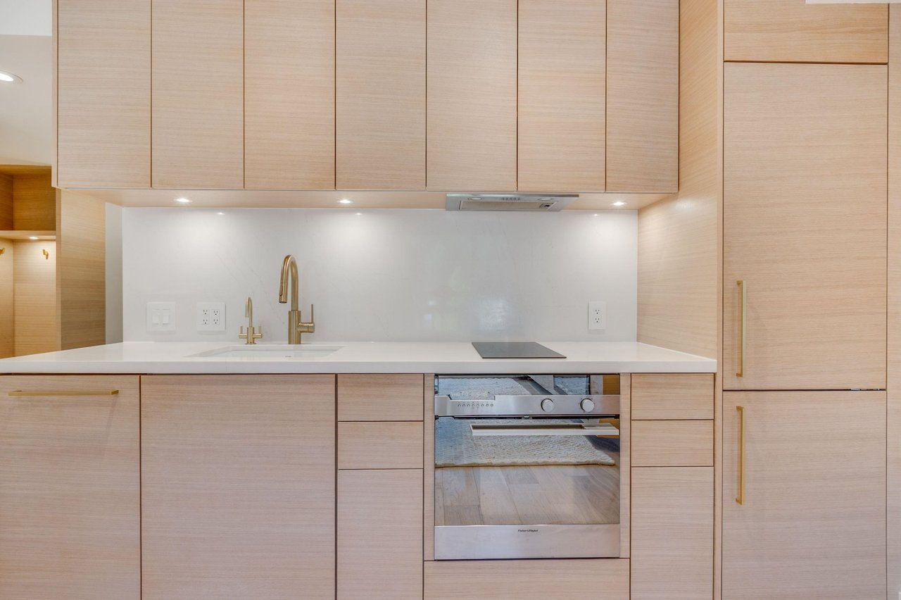 417-4557 Blackcomb Wy